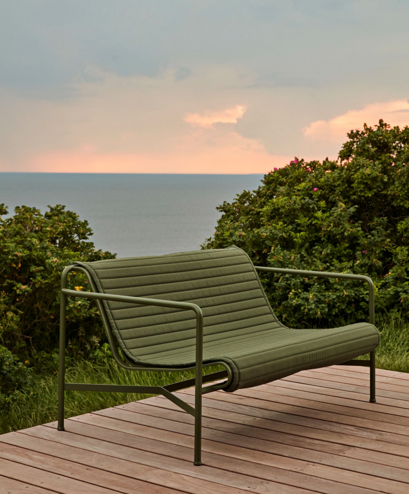 Palissade Lounge Sofa Outdoor Hay HAY PALISSADE LOUNGE SOFA